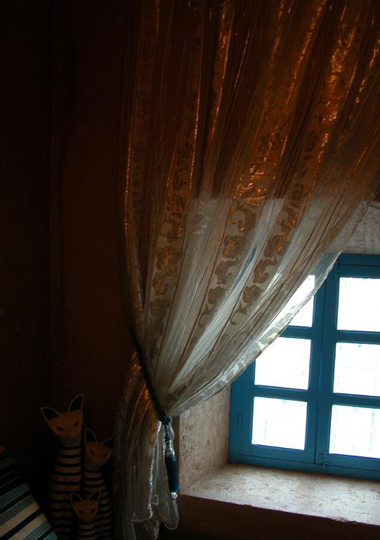 Kasbah Iswan Bed & Breakfast Kelaat-M'Gouna ภายนอก รูปภาพ