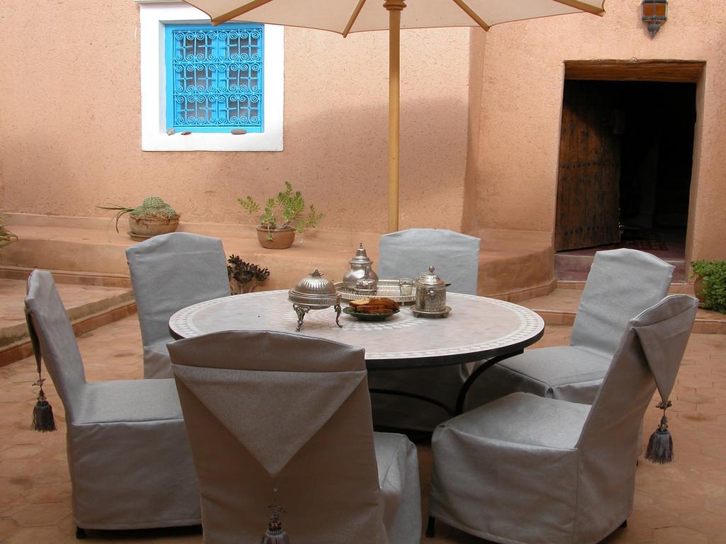Kasbah Iswan Bed & Breakfast Kelaat-M'Gouna ภายนอก รูปภาพ