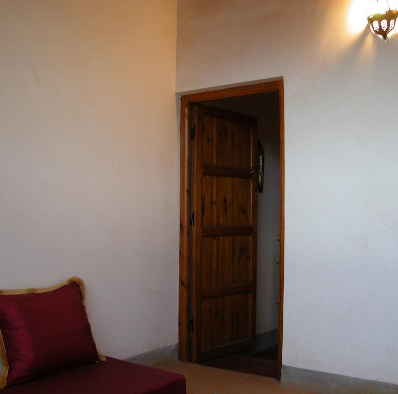 Kasbah Iswan Bed & Breakfast Kelaat-M'Gouna ภายนอก รูปภาพ